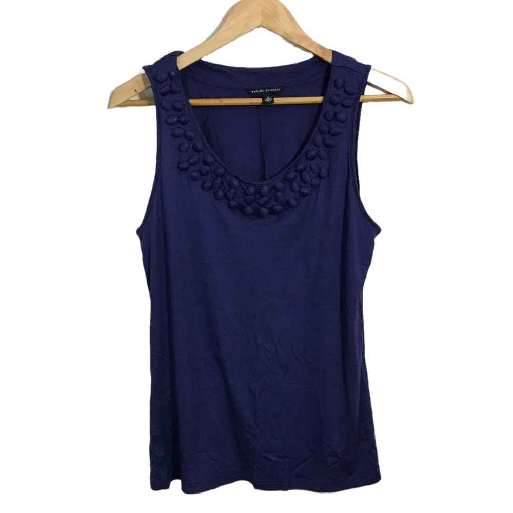 Banana Republic Size Medium Navy Blue Sleeveless Blouse Detail On Neck